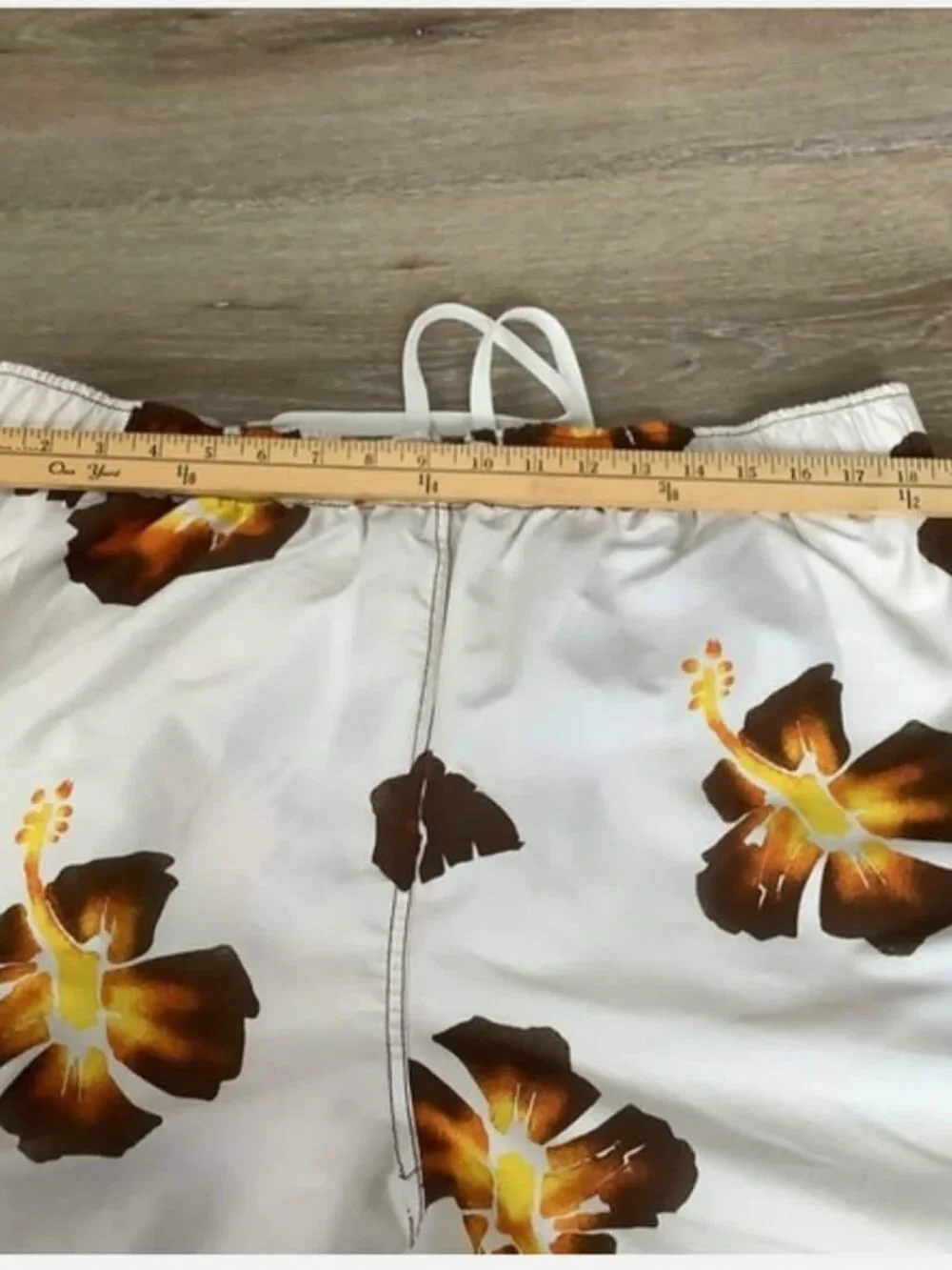 Arizona Mesh Lined Swim Trunks - Floral - Elastic Drawstring Waist - Size 2XL